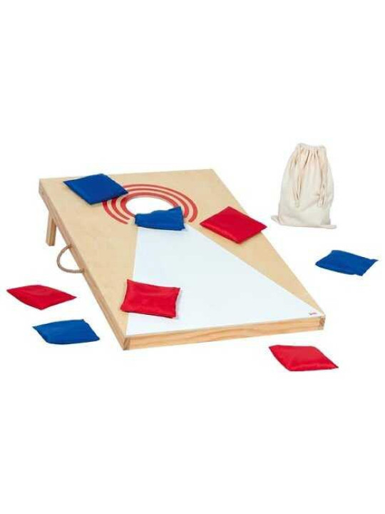 Cornhole throwing game